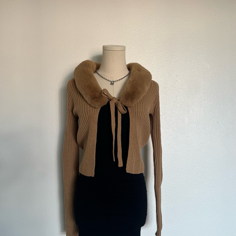 NWT tan Target Wild Fable cardigan with faux fur collar and bow